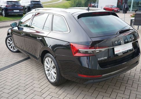 Skoda Superb, 2021 3