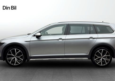 Volkswagen Passat, 2022
