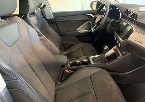 Audi Q3, 2022 3
