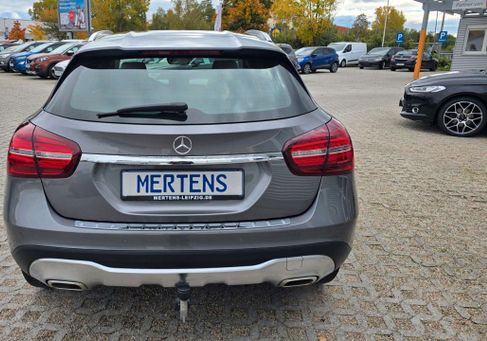 Mercedes-Benz GLA 180, 2019