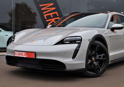 Porsche Taycan, 2021