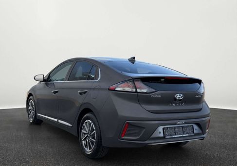 Hyundai IONIQ, 2021 3