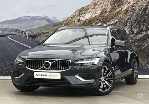 Volvo V60, 2022