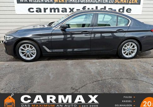 BMW 530, 2022 3