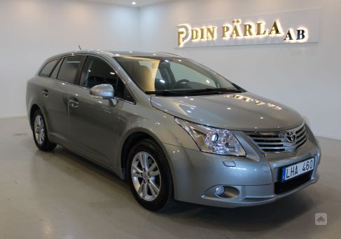 Toyota Avensis, 2011