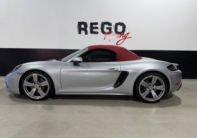 Porsche, 2024