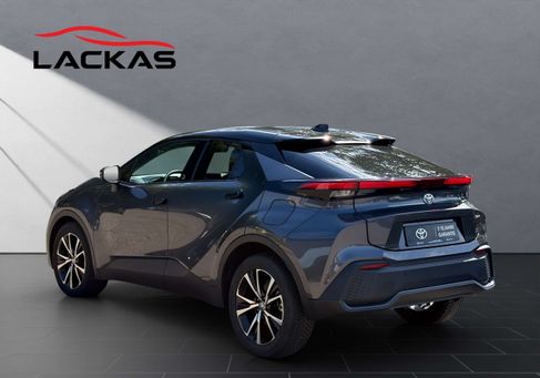 Toyota C-HR, 2024 3