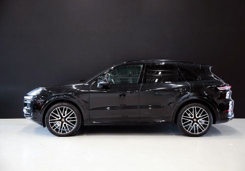 Porsche Cayenne, 2024