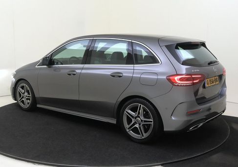 Mercedes-Benz B 180, 2019