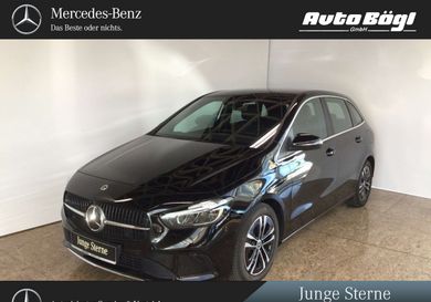 Mercedes-Benz B 200, 2022