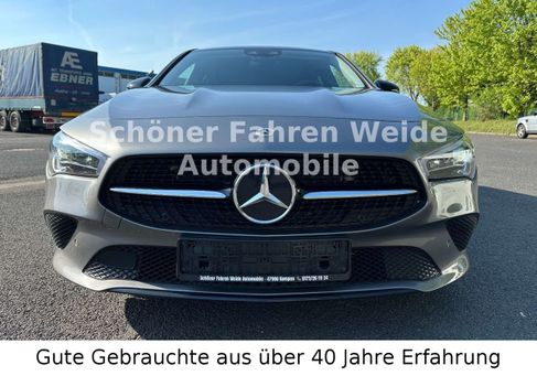 Mercedes-Benz CLA 200, 2022