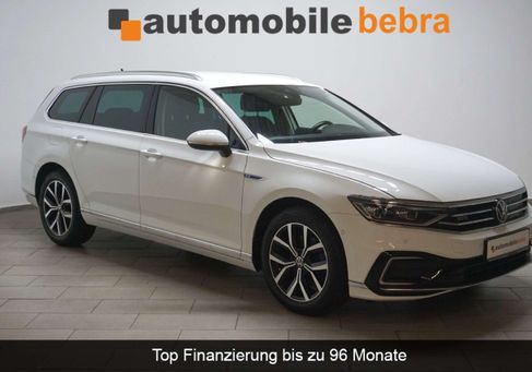 Volkswagen Passat, 2021