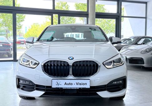 BMW 118, 2023