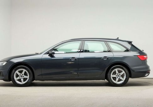 Audi A4, 2023