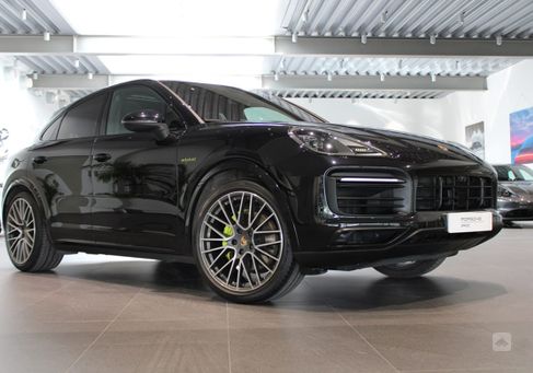 Porsche Cayenne, 2022