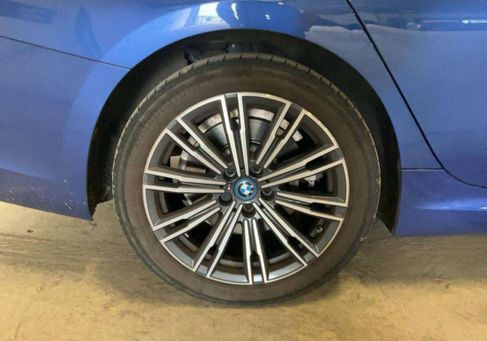 BMW 330, 2022 2