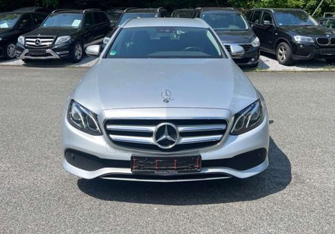 Mercedes-Benz E 220, 2018 2