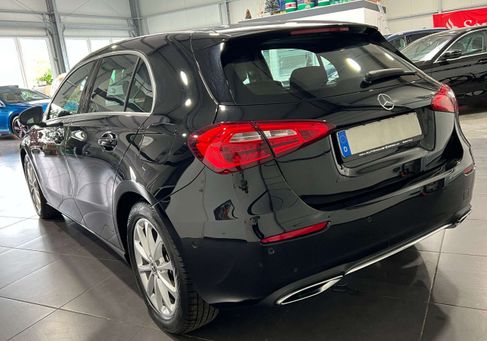 Mercedes-Benz A 160, 2020 3
