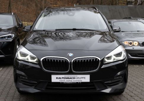 BMW 218, 2022