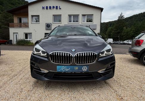BMW 218, 2018 2