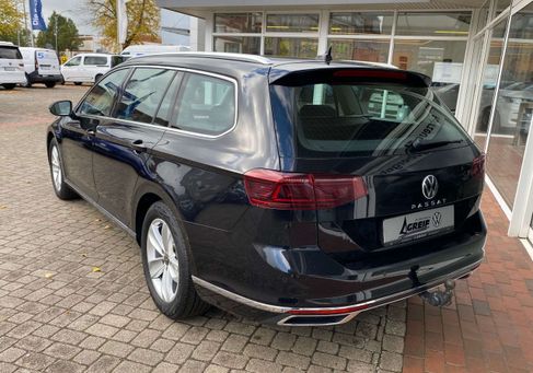 Volkswagen Passat Variant, 2022