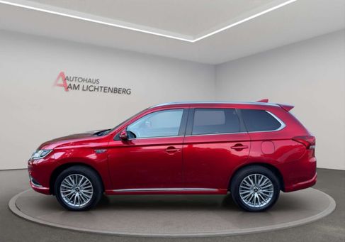 Mitsubishi Outlander, 2021