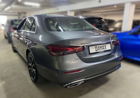 Mercedes-Benz E 200, 2021 3