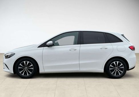Mercedes-Benz B 200, 2020