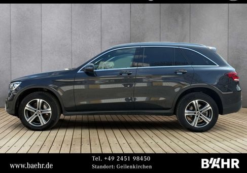 Mercedes-Benz GLC 300, 2021