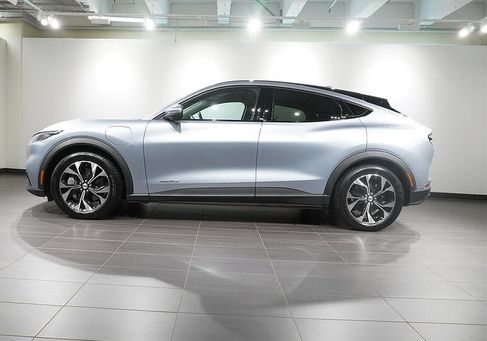 Ford Mustang Mach-E, 2022