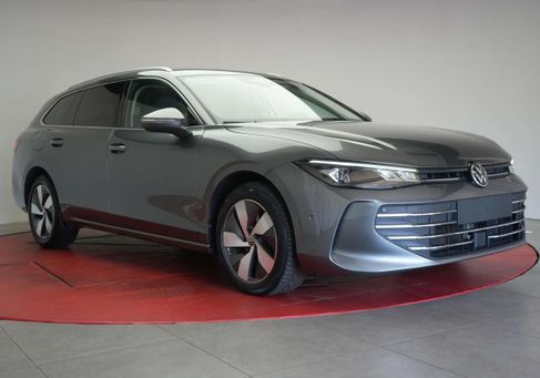 Volkswagen Passat Variant, 2024