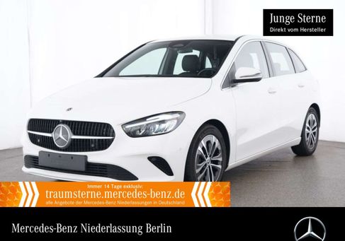 Mercedes-Benz B 180, 2025