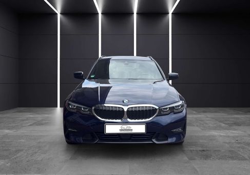 BMW 320, 2021