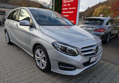 Mercedes-Benz B 180, 2017