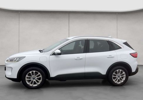 Ford Kuga, 2022