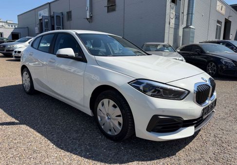 BMW 116, 2022