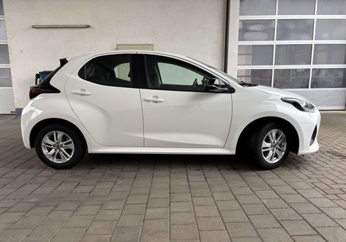 Mazda 2, 2024 3