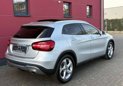 Mercedes-Benz GLA 180, 2019