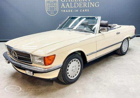 Mercedes-Benz 560, 1989