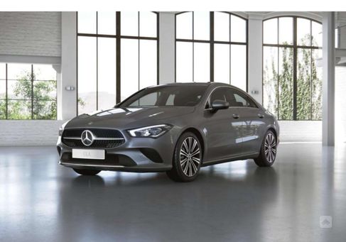 Mercedes-Benz CLA 180, 2023