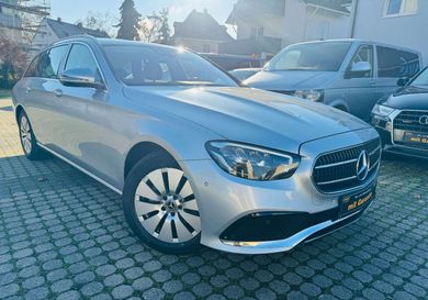 Mercedes-Benz E 220, 2020