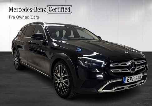 Mercedes-Benz E 400, 2022