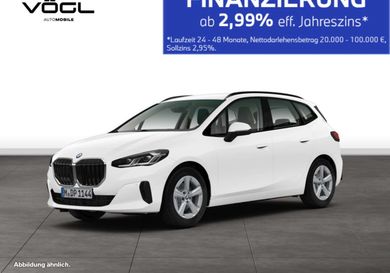 BMW 220, 2025