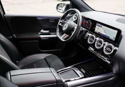 Mercedes-Benz B 250, 2024