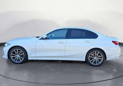 BMW 318, 2023