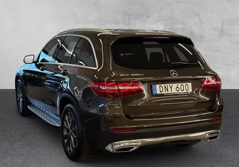 Mercedes-Benz GLC 220, 2018 3