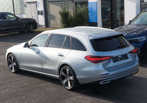 Mercedes-Benz C 180, 2022