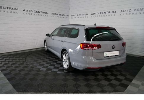 Volkswagen Passat Variant, 2023 3