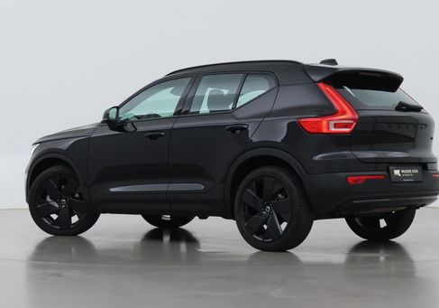 Volvo XC40, 2025 2
