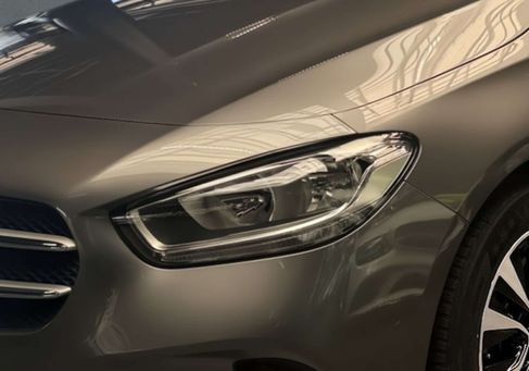 Mercedes-Benz B 200, 2022